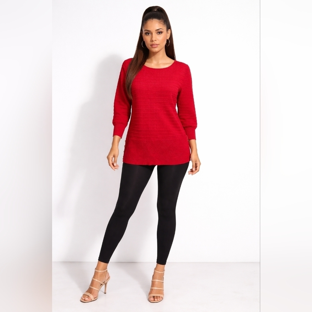 Cable & Gauge Vibrant Red Knit Top. Size M .
